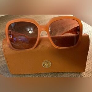 Tori Burch Orange sunglasses with matching case